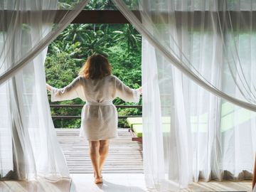  alt="Hotel payments: Is it time for a wake-up call?"  title="Hotel payments: Is it time for a wake-up call?" 